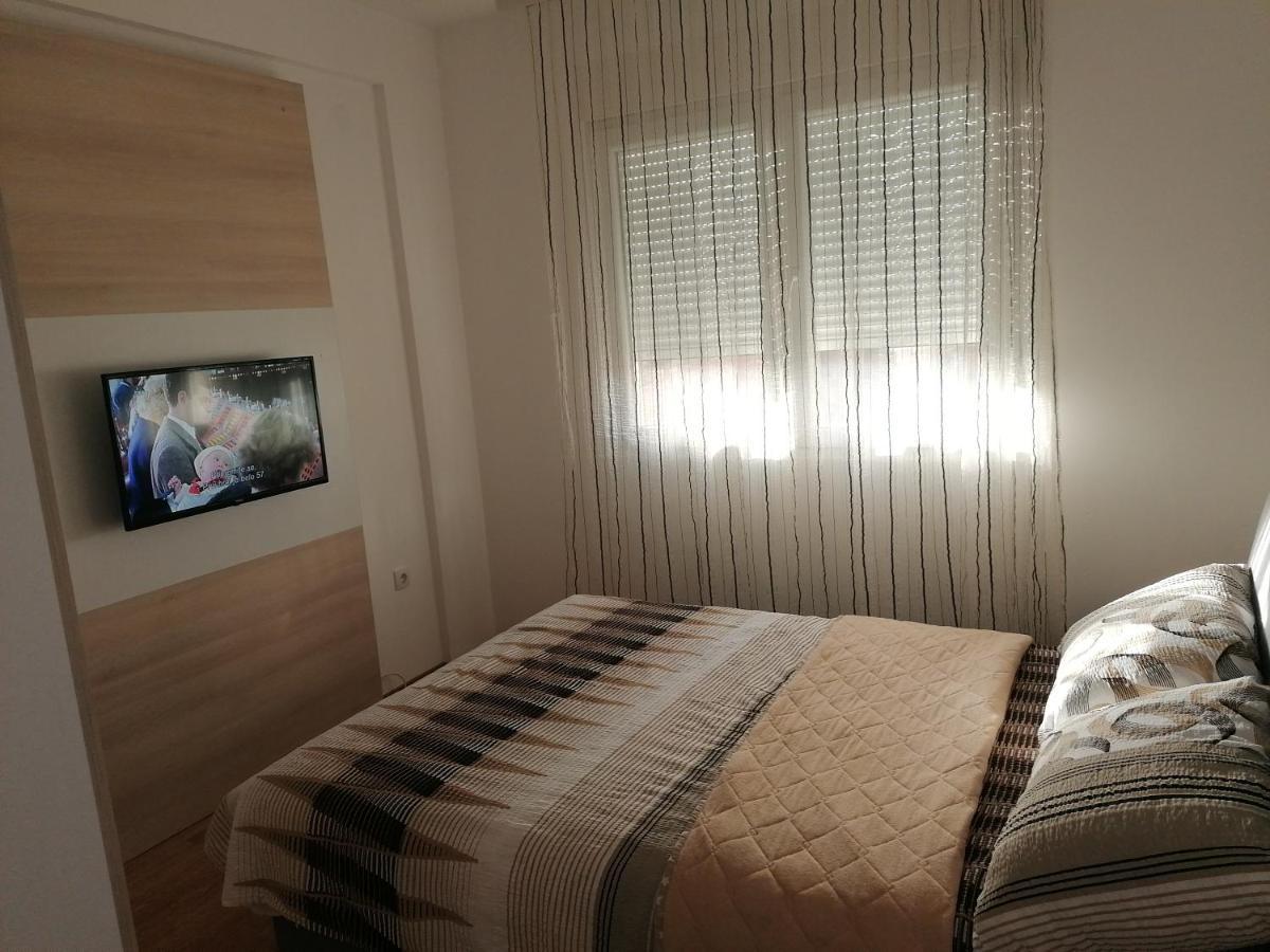 Apartamento Fast Sleep & Go 3 Paraćin Exterior foto